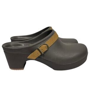 Crocs Espresso Brown Sarah Clogs / Size-8